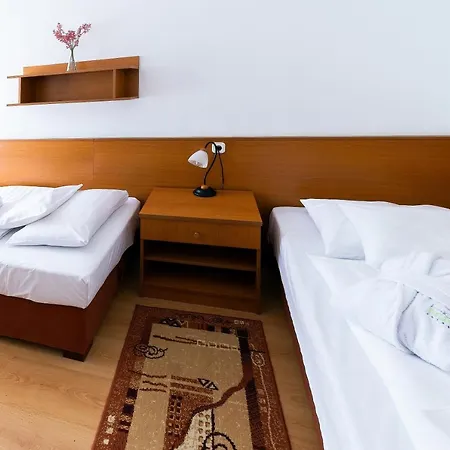 酒店 Napfeny 佐洛卡罗斯