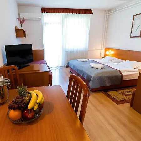 Napfeny Hotel