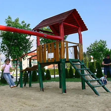 ホテル Napfeny ザラカロシュ