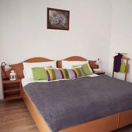 Napfeny ホテル ザラカロシュ