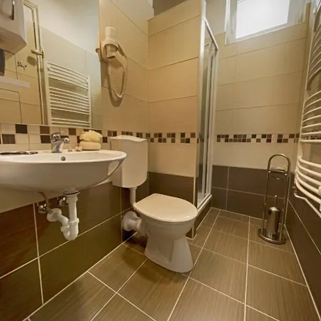 酒店 Napfeny 佐洛卡罗斯