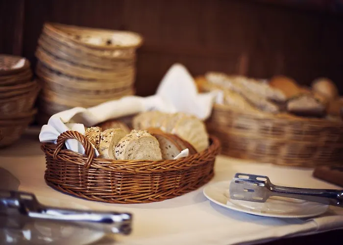 ホテル Napfeny 3*