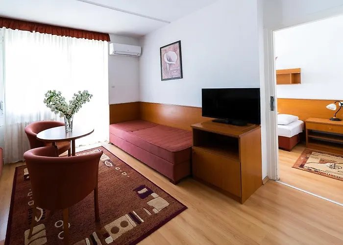 Napfeny ザラカロシュ