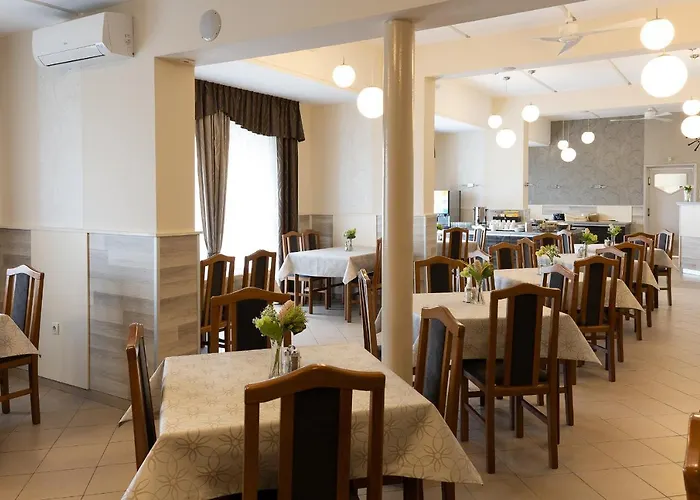 Napfeny 3* ザラカロシュ