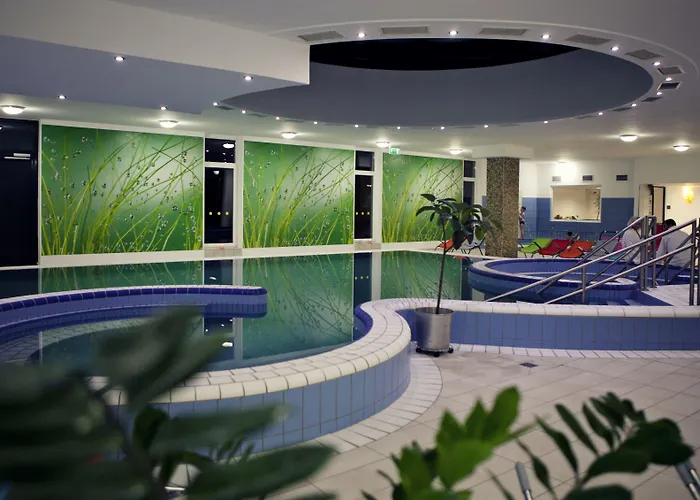 ホテル Napfeny ザラカロシュ