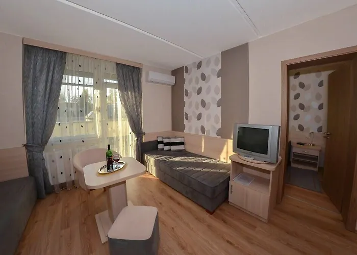 Napfeny ホテル 3*