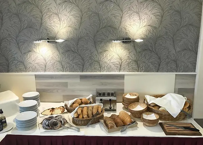 Napfeny ホテル ザラカロシュ